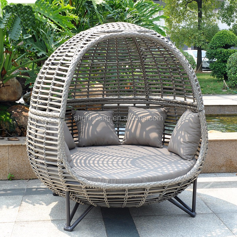 Tempat Tidur Santai Kanopi Pat - Outdoor Daybed Sofa ulasan dan harga