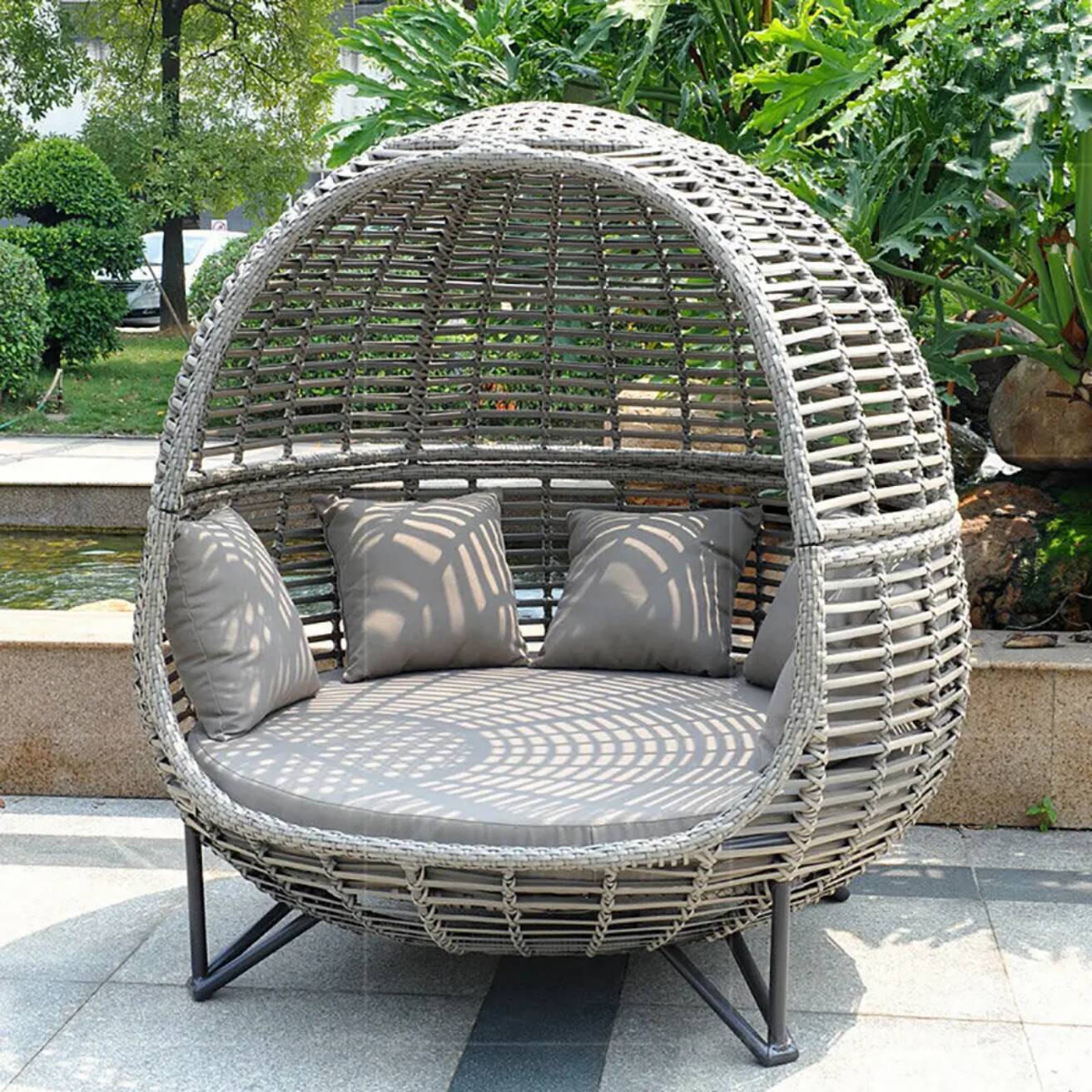 Tempat Tidur Santai Kanopi Pat - Outdoor Daybed Sofa ulasan dan harga