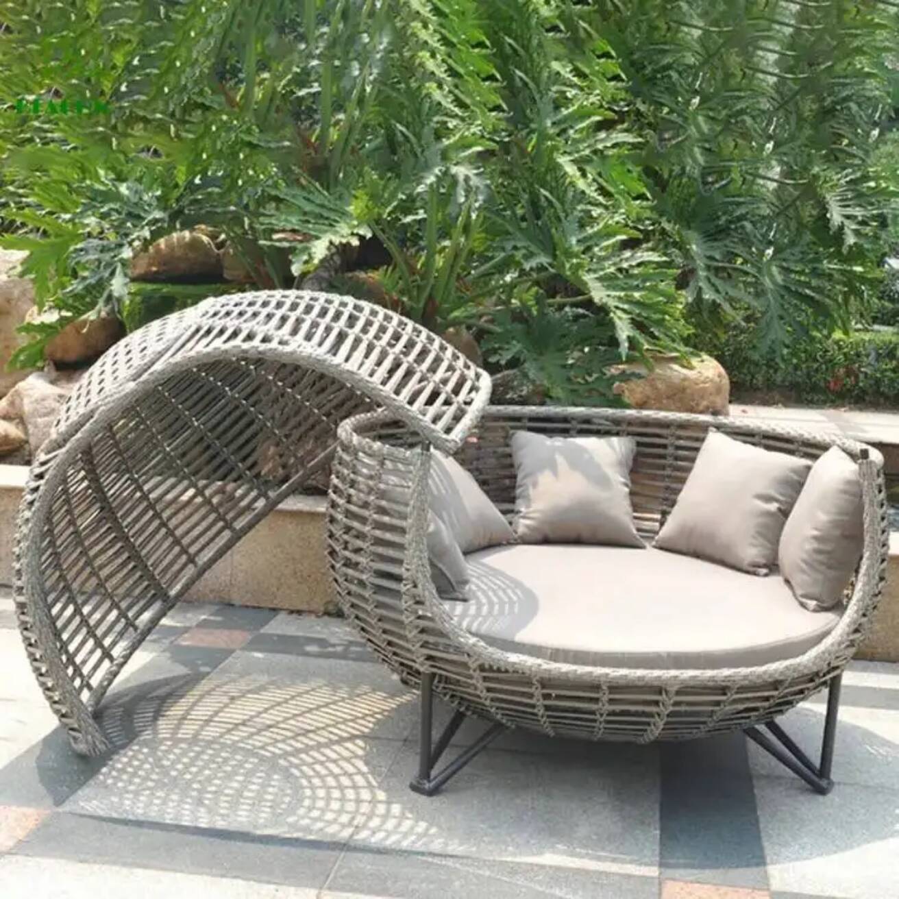 Tempat Tidur Santai Kanopi Pat - Outdoor Daybed Sofa ulasan dan harga
